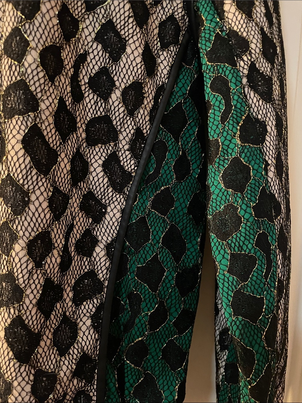 ENGLISH ROSE LACE SWEATER - Picture 17 of 17